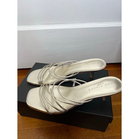 Marc Fisher LTD Women's Banna Strappy Kitten Heel Sandals in Gold Leather Size 1 - Picture 6 of 7